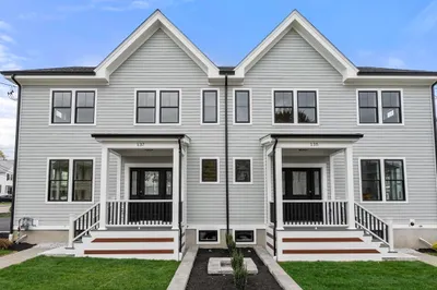 137 Nichols Ave #137