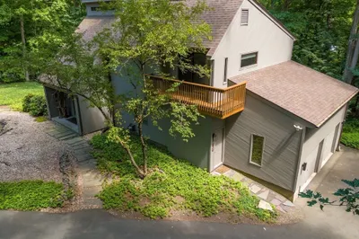 18 High Ridge Dr