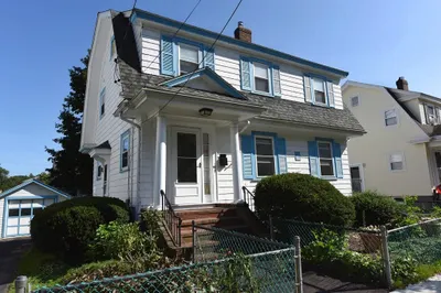 66 Cedar St 1