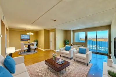 200 Cove Way #806