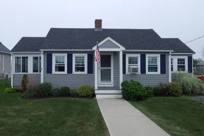 15 Saginaw Ave -winter Rental Ave