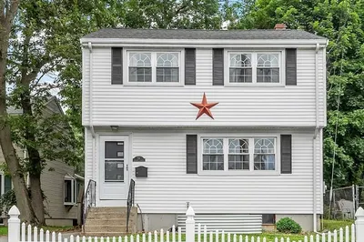 54 Rosemont Ave 1