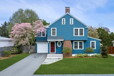 30 Rose Avenue 1