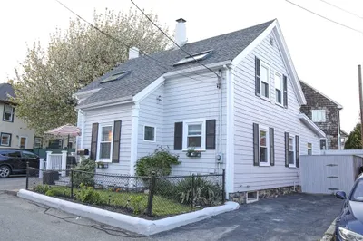 2 Wentzell Ave