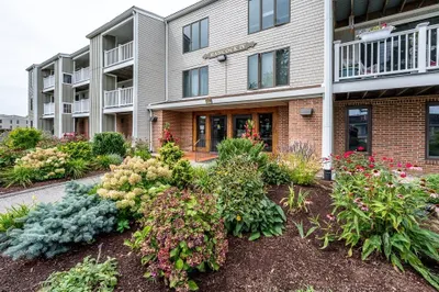24 Old Colony Way #25 1