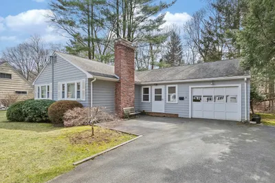 18 Evergreen Road