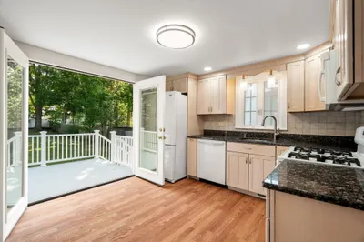 26 Elliott St 1