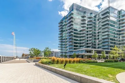 50 Liberty Dr #12F