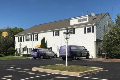 210 Turnpike Rd 1