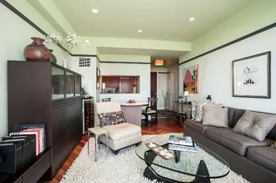 2 Avery Street #32A 1