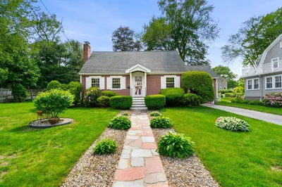 52 Harding Road 1