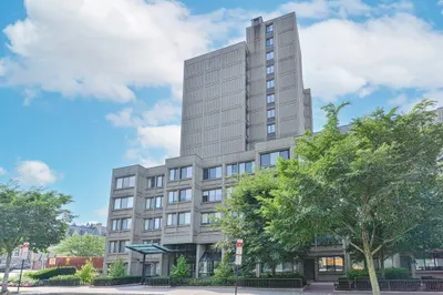 1731 Beacon St #715