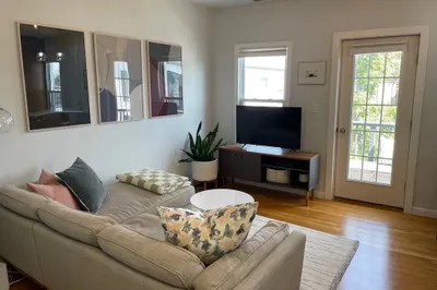 258 Everett Street #3
