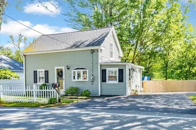 22 Carlisle Rd 1