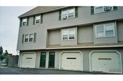 133 Burke St #133 1