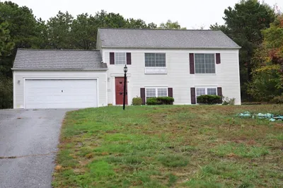 455 Lunns Way
