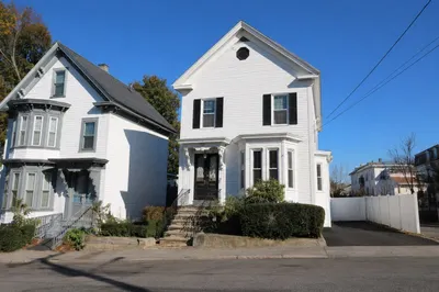 90 Mount Vernon St #1F 1