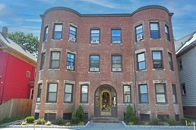 40 Cedar St #3L