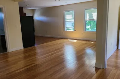 9 Alban St #3 1