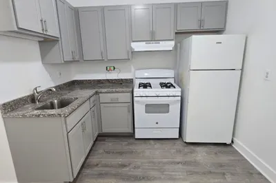 128 Shawmut St #2 1