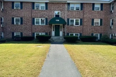 136 Tyngsboro Rd #1 1