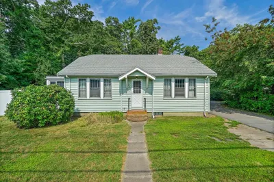 261 Marion Rd