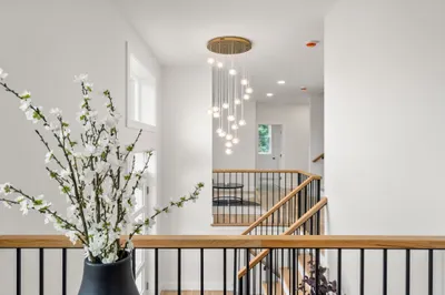 100 Woodbine Circle 1