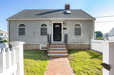 33 Cedar Grove Avenue