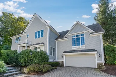 20 Nantucket Dr #20