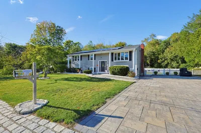 39 Candy Ln 1