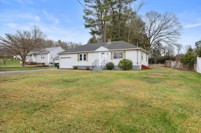 6 Pinehurst Drive