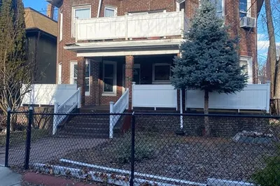 52 Brookledge St