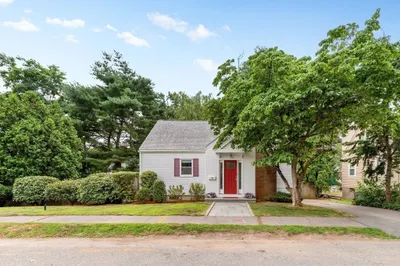 44 Westlund Rd 1