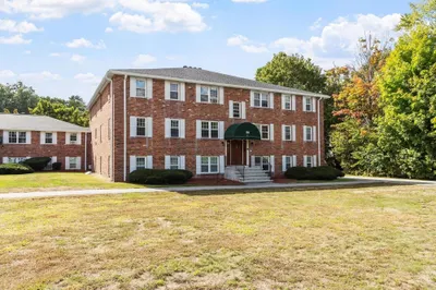 180 Tyngsboro Road #9C 1