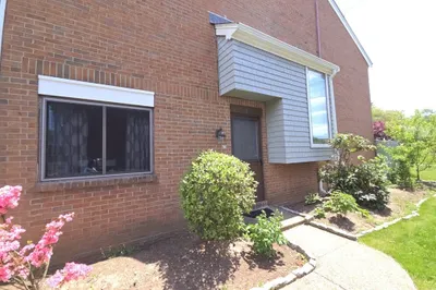 16 Rosewood Drive #18-04 1