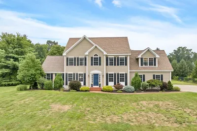 15 Hunt Rd