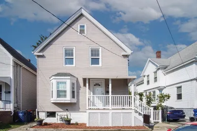 17 Columbia Street