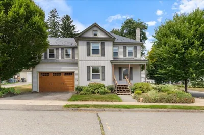 37 Upland Ave