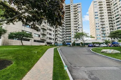 376 Ocean Ave #910 1