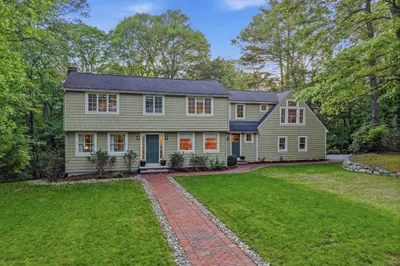 75 Spring Grove Rd