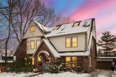 44 Shattuck Rd 1