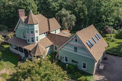 396 Ipswich Road 1