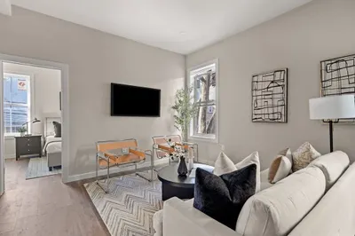 28 Hansborough St #2 1