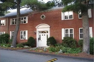 136 Boylston St #1