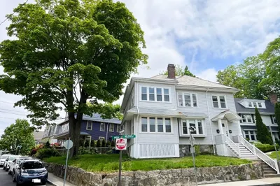 44 Bellevue St #2