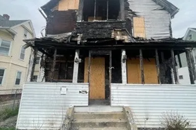 118 Grover St 1