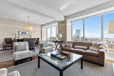 2 Avery Street #31D