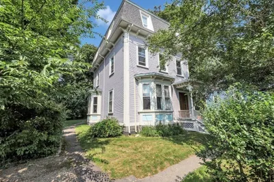 17 Oakdale Street #2