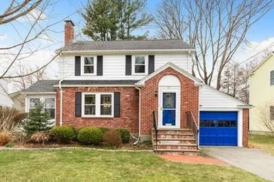 84 Gleason Rd