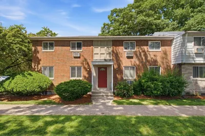 18 Wilson Dr #18 1